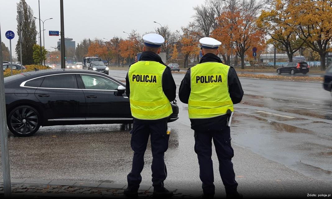 Podsumowanie weekendu elbląskiej policji: wypadki, nietrzeźwi kierowcy i kontrole